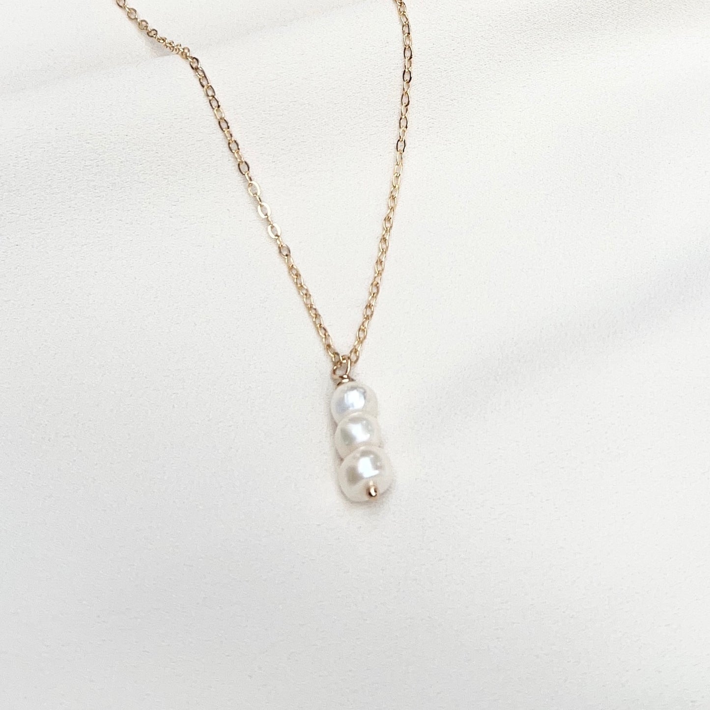 Dorsa Necklace